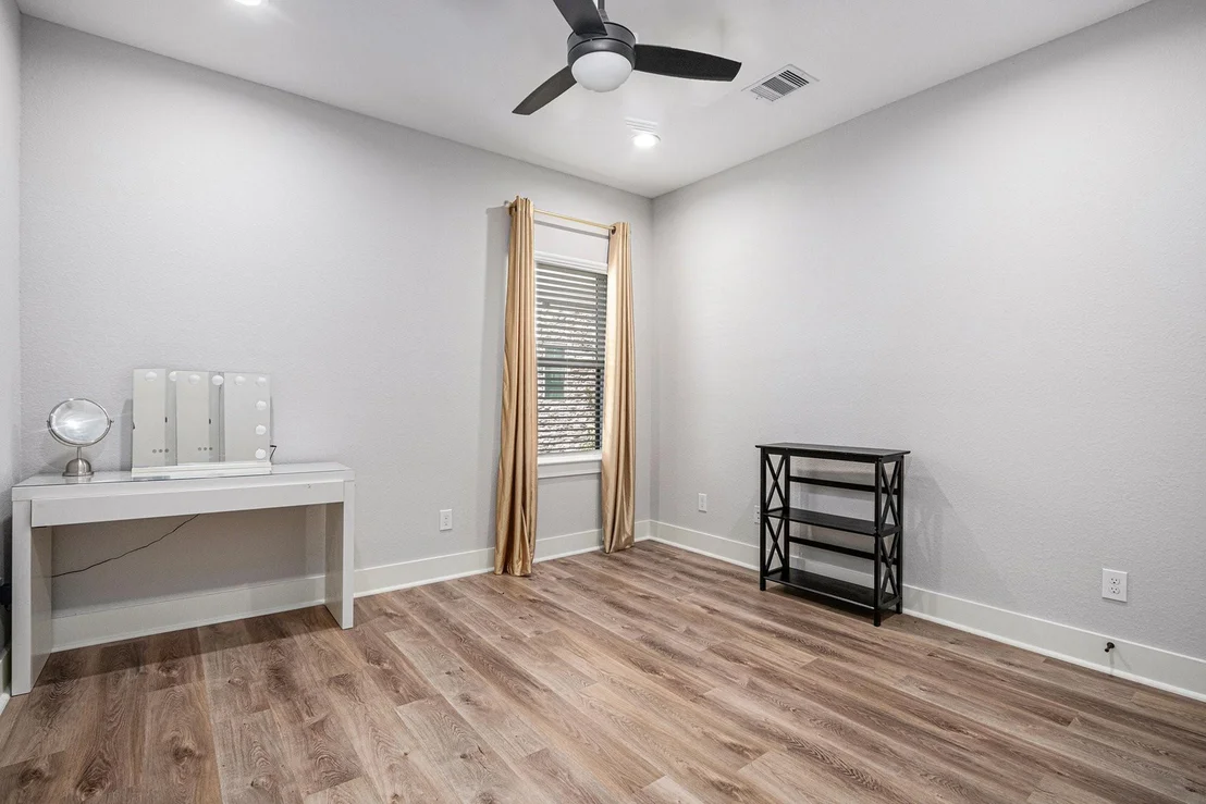 Photo of 1315 Wycliffe Drive
