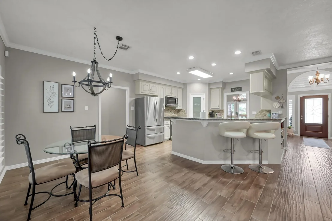 Photo of 13422 Hidden Valley Drive
