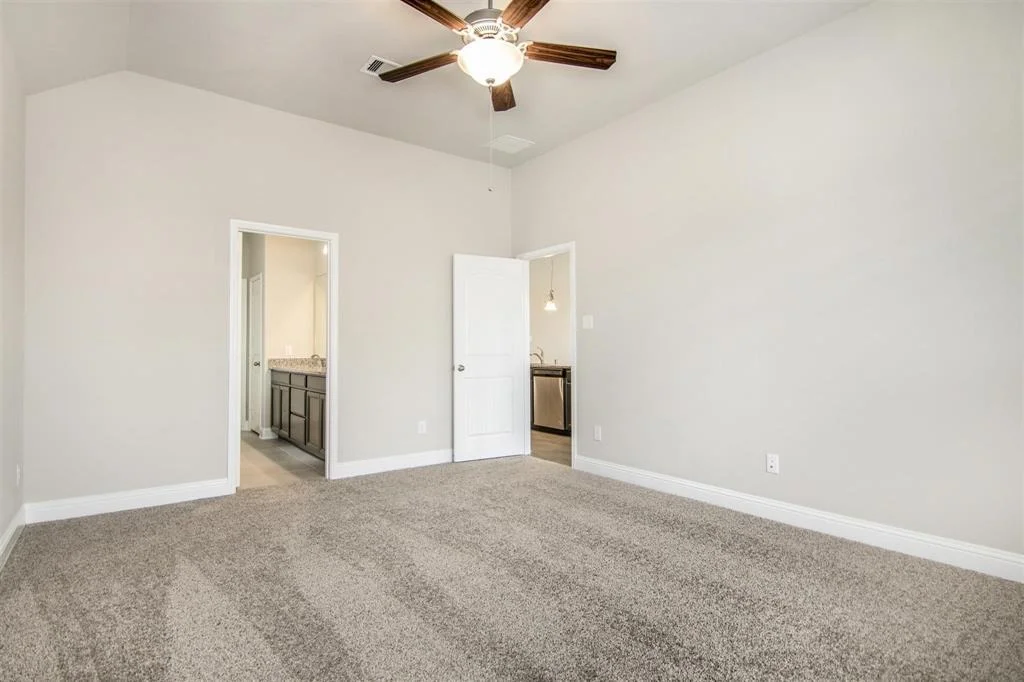 Photo of 8231 Oxbow Manor Lane