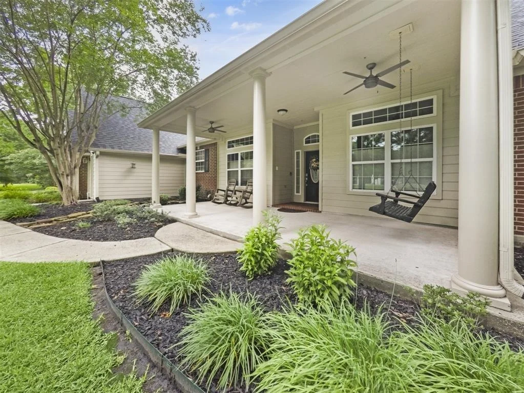 Photo of 11987 White Oak Crossing