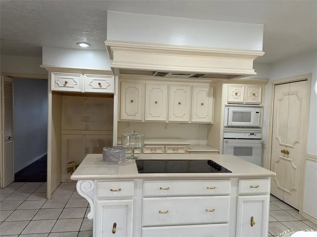 Photo of 6903 Vinewood Circle