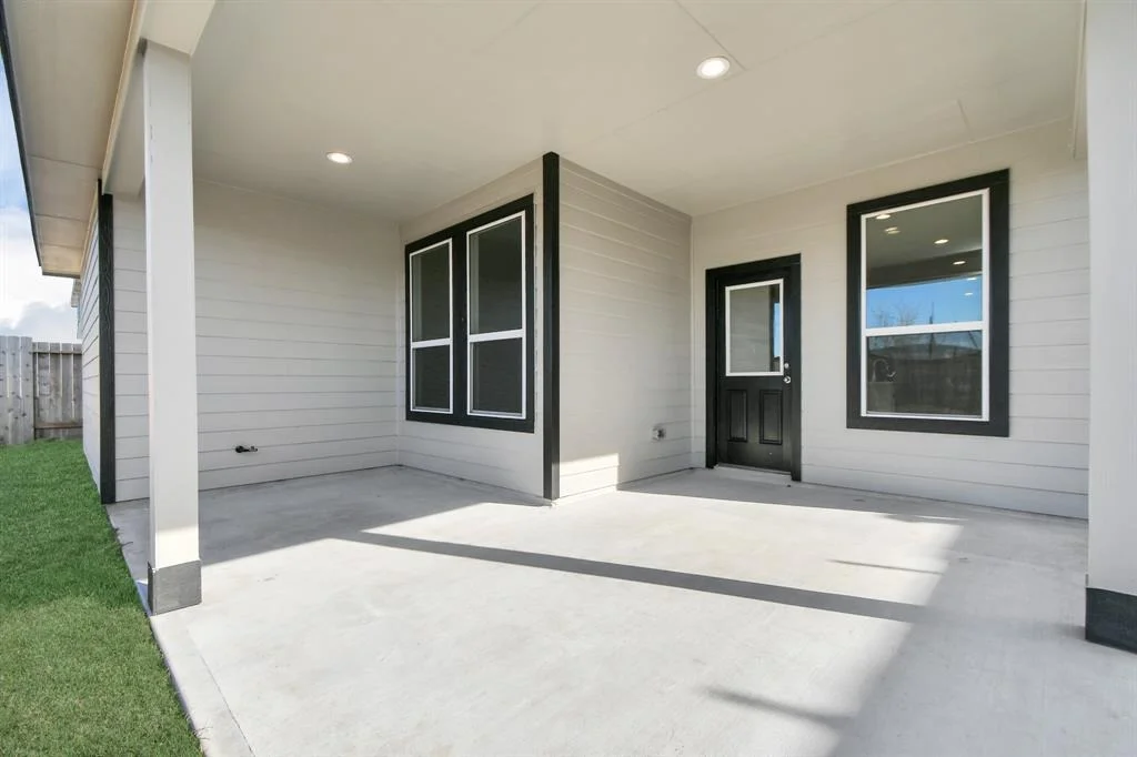 Photo of 14910 Rural Ridge Road