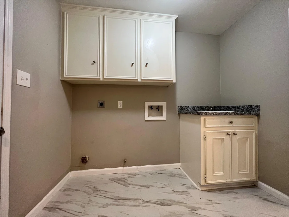 Photo of 1506 Castlerock Drive