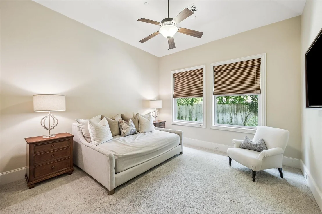 Photo of 570 Lanecrest Lane
