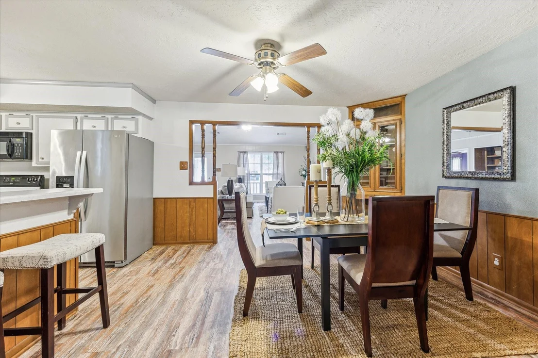 Photo of 3477 Bradley Lane