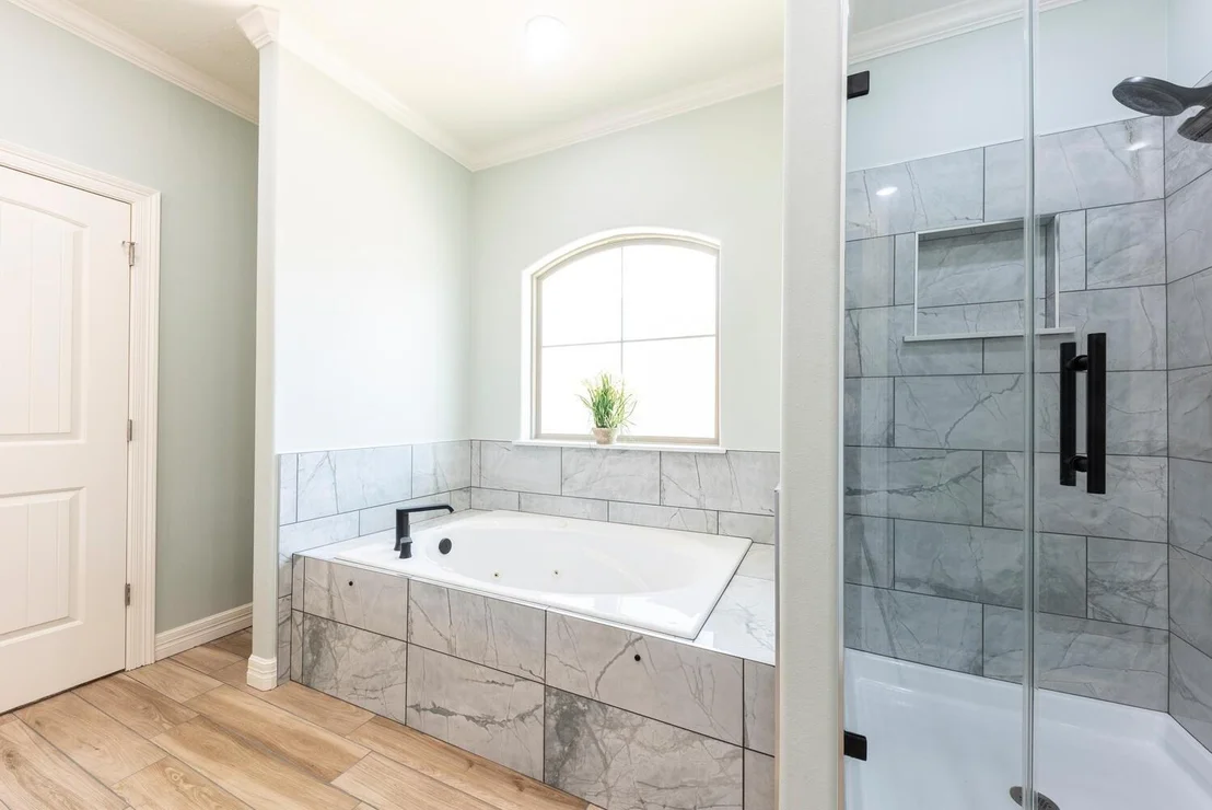 Photo of 8390 Westgate