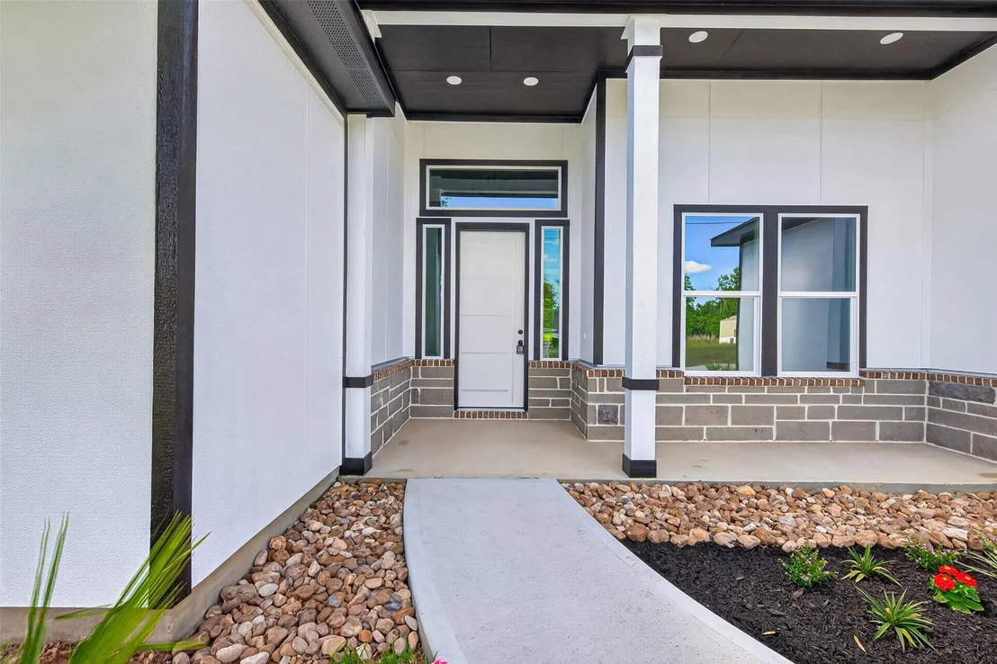 Photo of 1014 Exotic Pine Drive