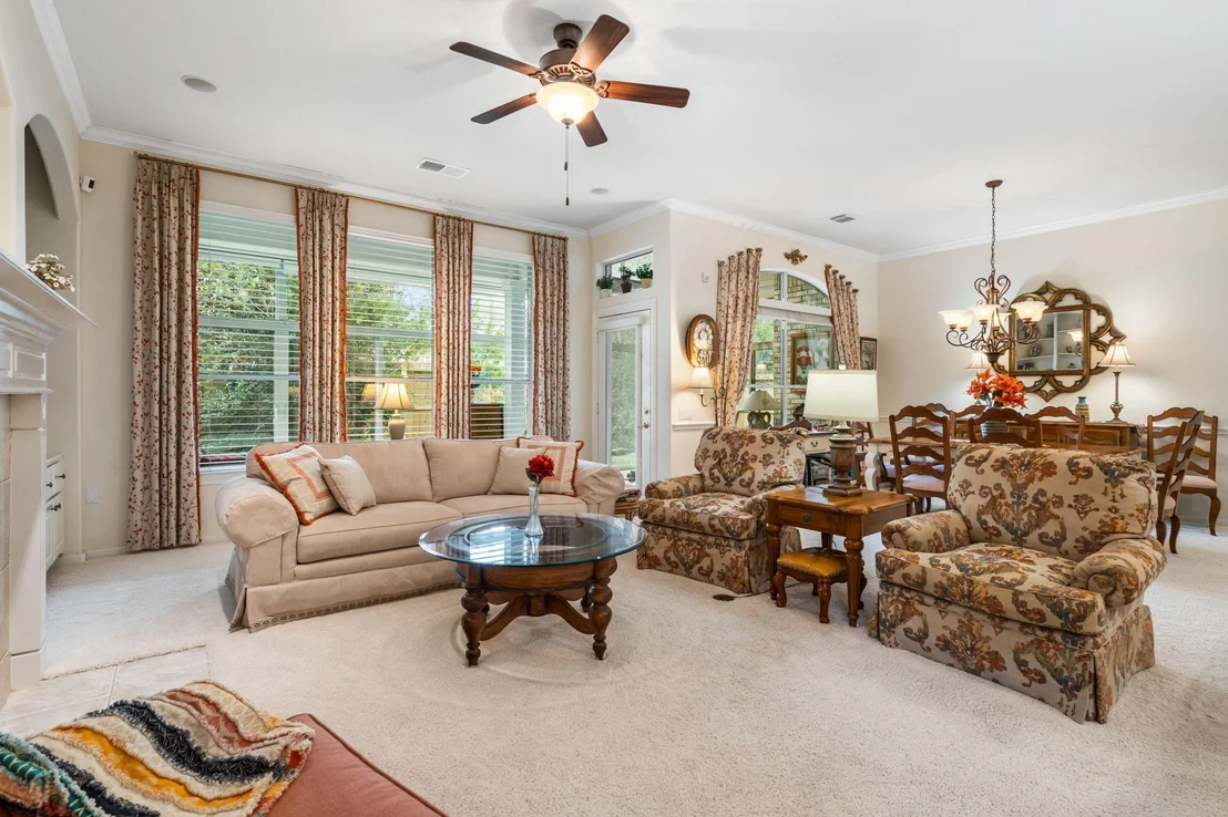 Photo of 30 W Windsor Hills Circle