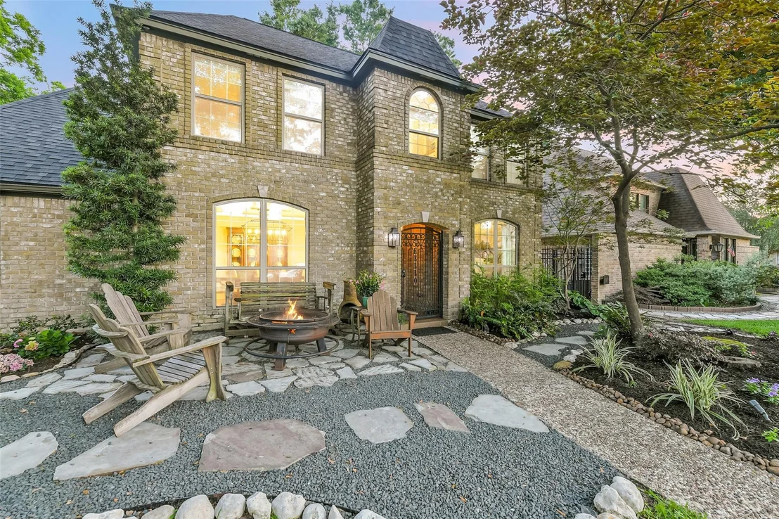 Photo of 3823 Elmcrest Drive