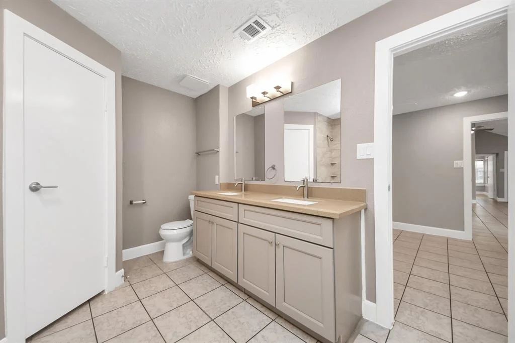 Photo of 10046 Rosbrook Drive