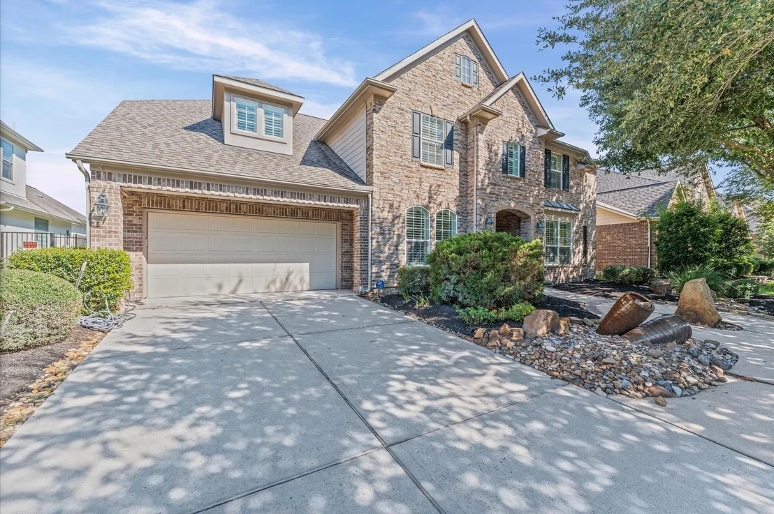 Photo of 7 N Beech Springs Circle
