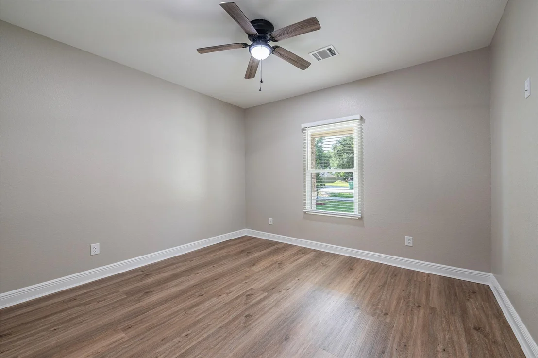 Photo of 8133 Wetherby Lane