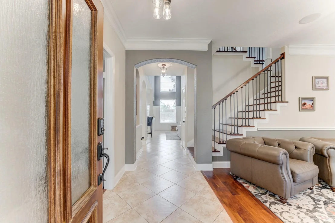 Photo of 10407 Middlerose Lane