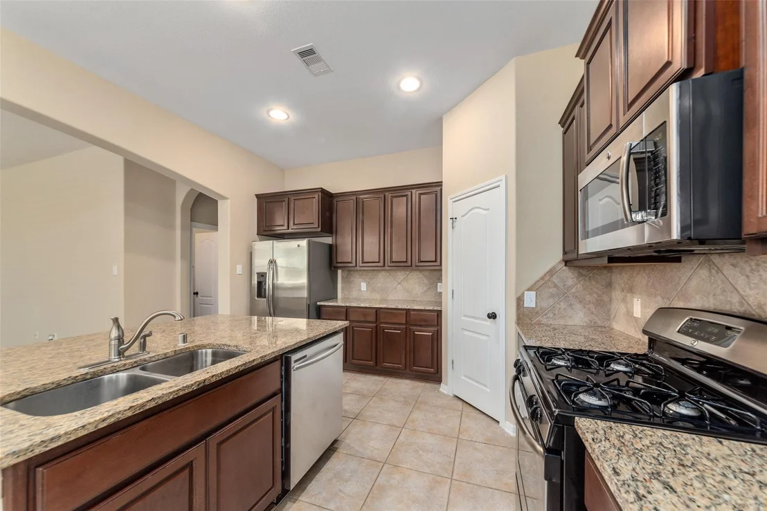 Photo of 15 Butternut Grove Place