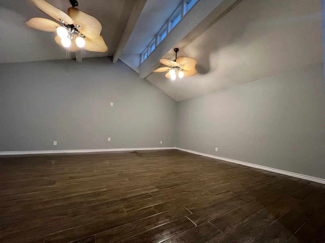 Photo of 807 Shell Avenue