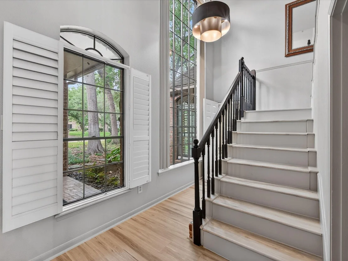 Photo of 6207 Sandypine Drive