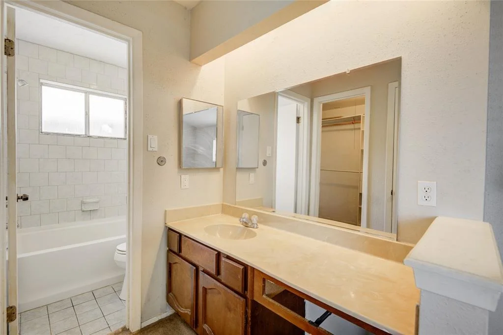 Photo of 9831 Shell Rock Road