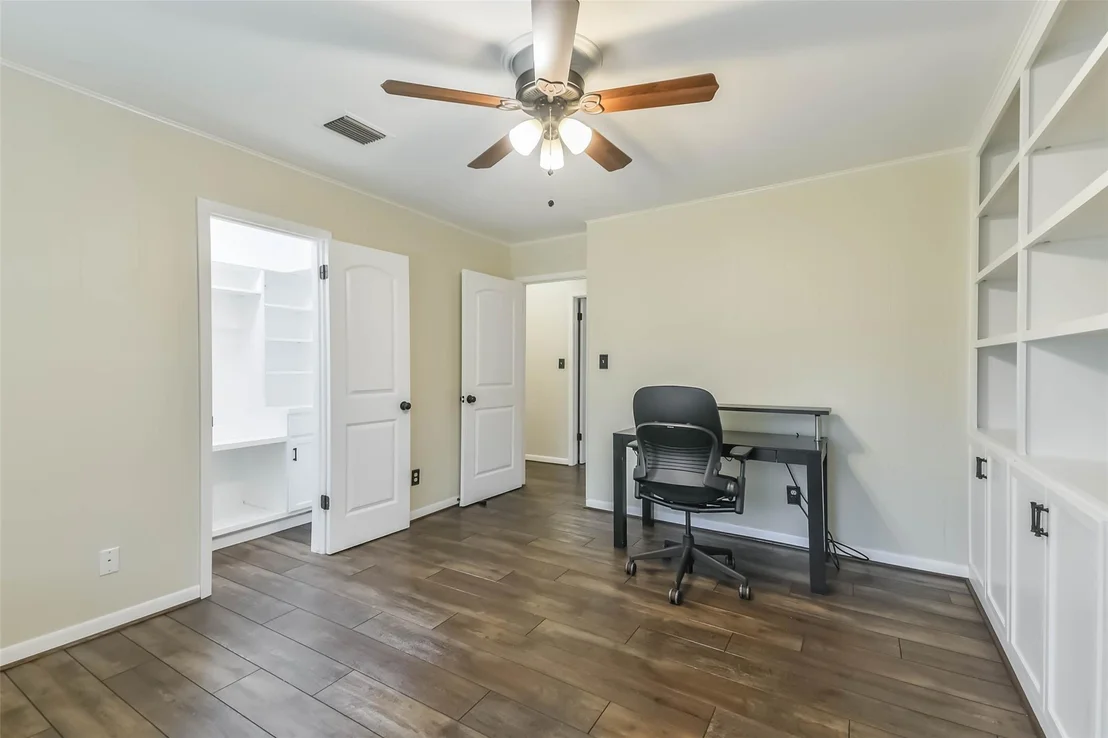 Photo of 1210 Timber Lane