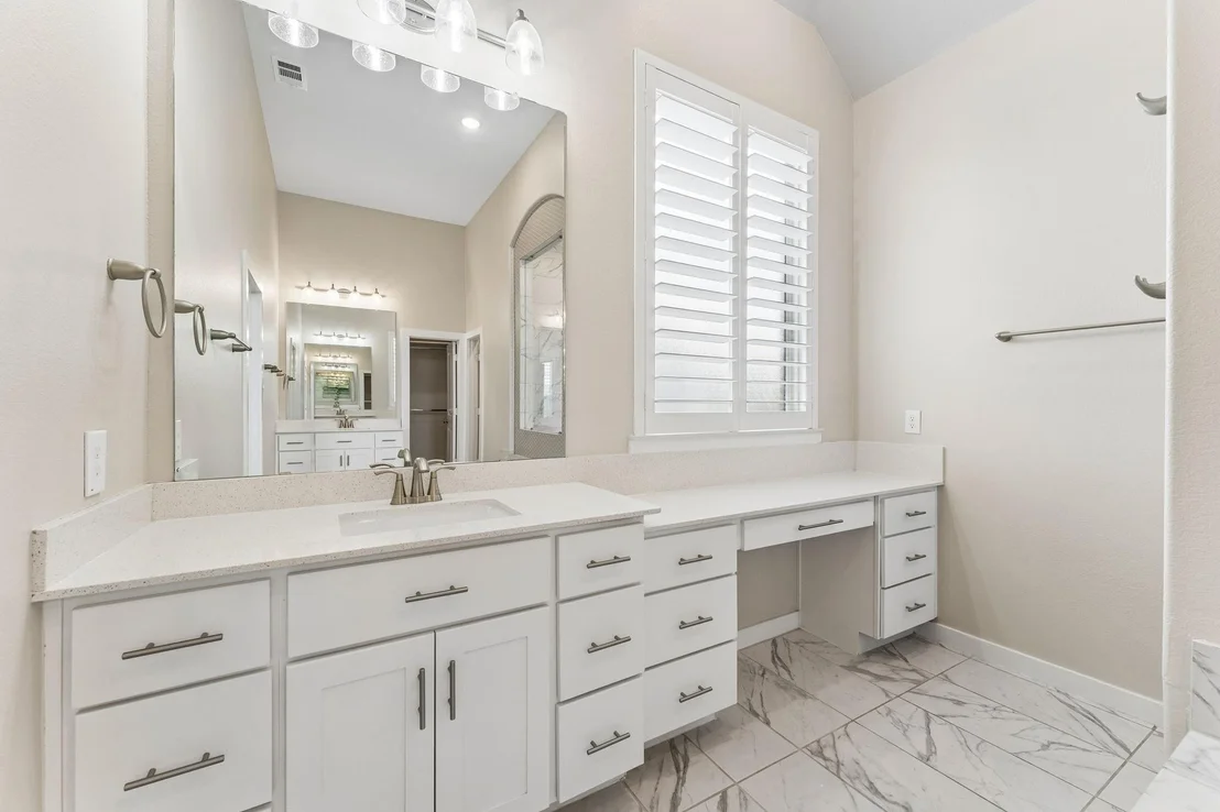 Photo of 30410 Myrtle Oak Drive