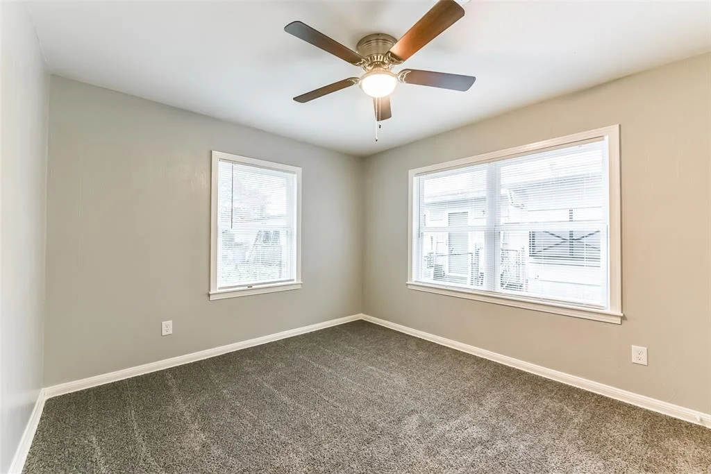Photo of 1413 Lake Road