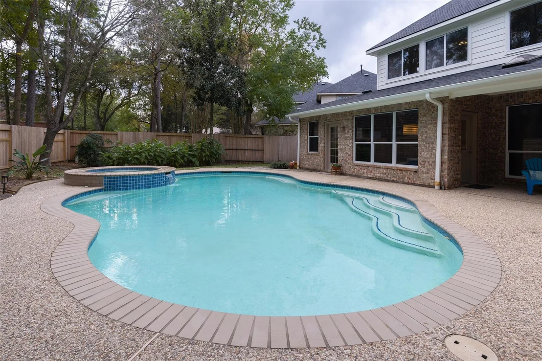 Photo of 150 Goldenvine Court