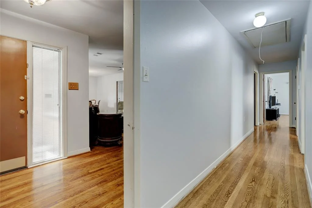 Photo of 4426 Creekbend Drive