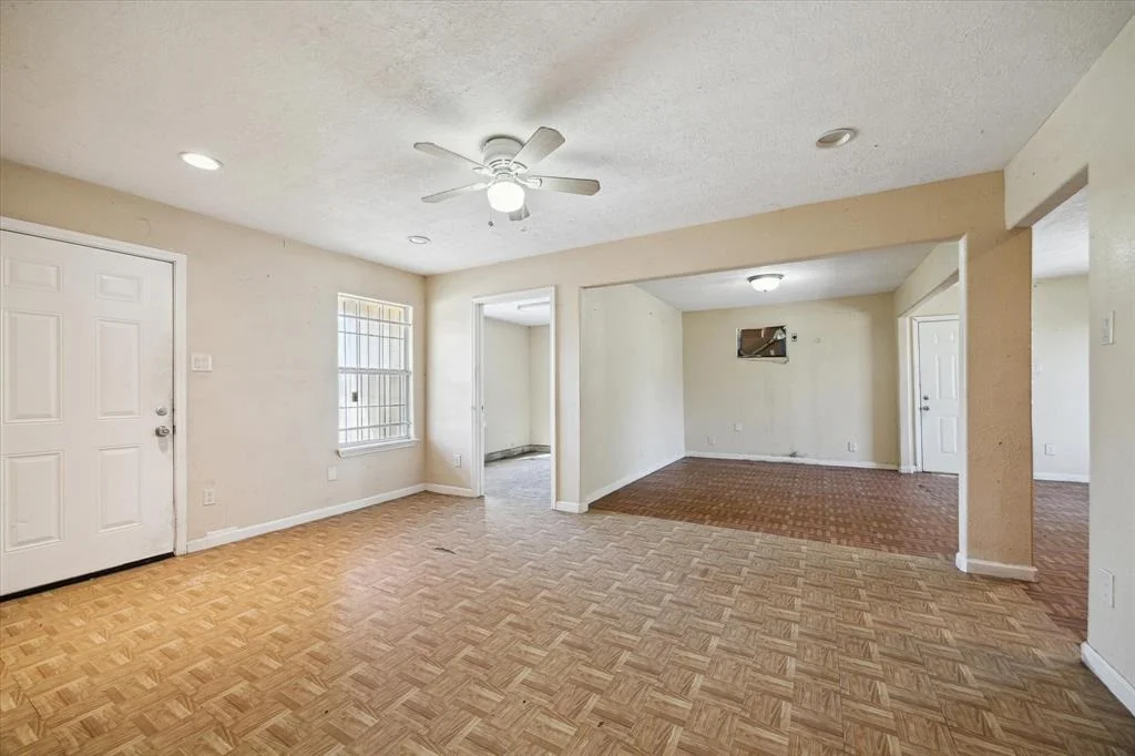 Photo of 3906 Simsbrook Drive
