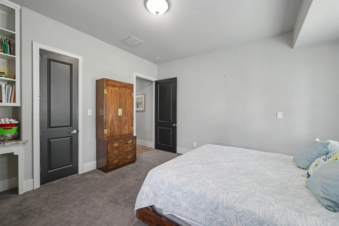 Photo of 4787 W Fork Boulevard