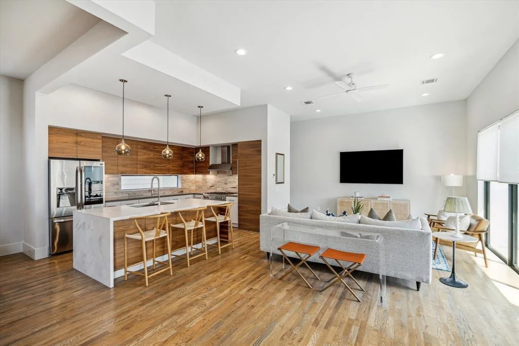 Photo of 806 Olive Street