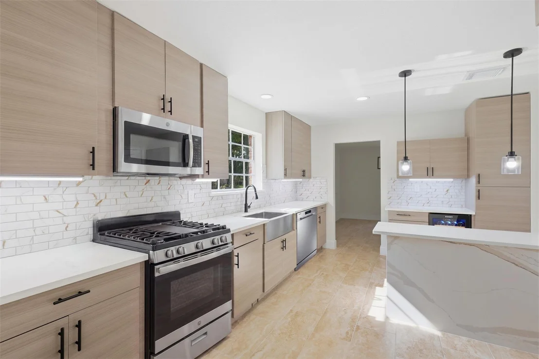 Photo of 8119 Pine Green Lane