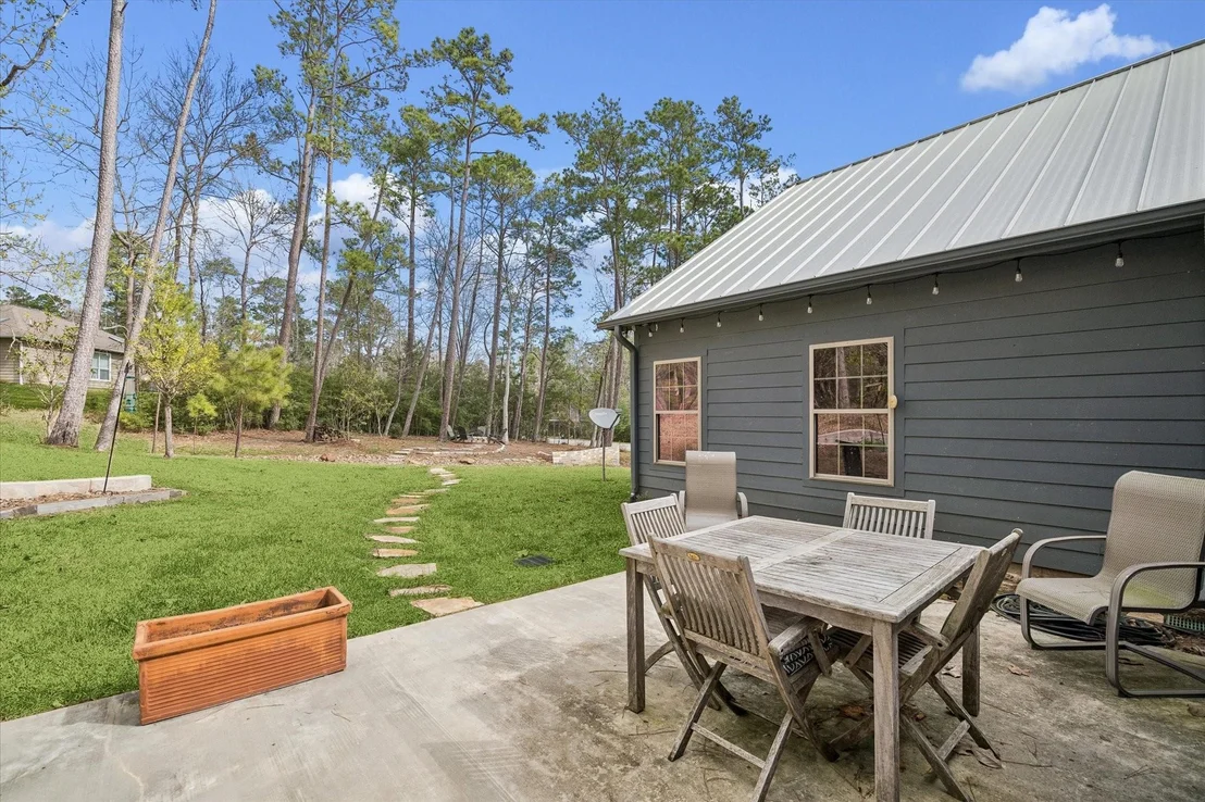 Photo of 90 Twinstone Circle