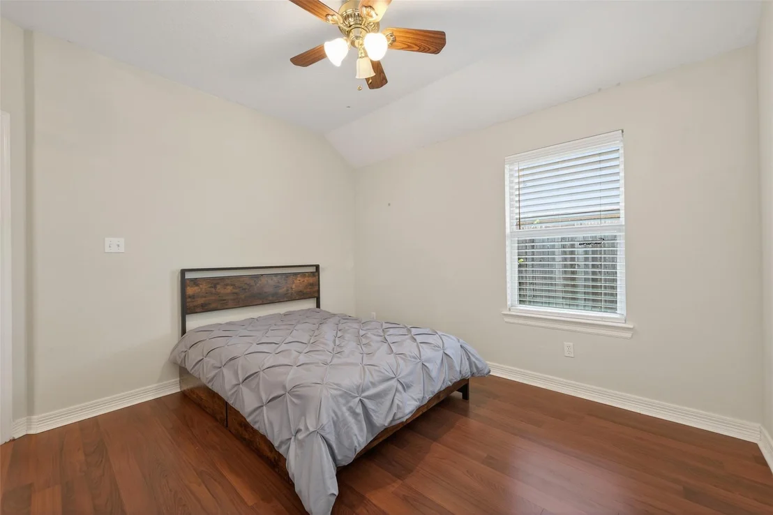 Photo of 3327 Willowbend Road