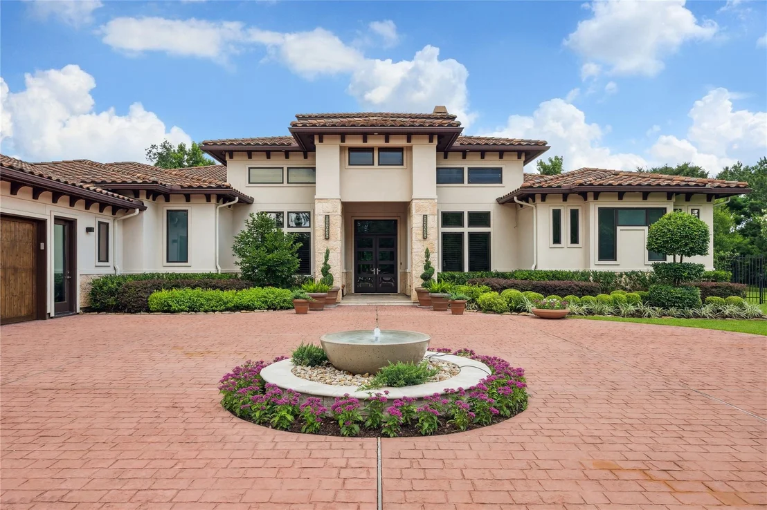 Photo of 25901 Haven Lake Drive