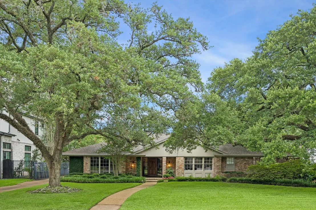 Photo of 5744 Shady River Drive