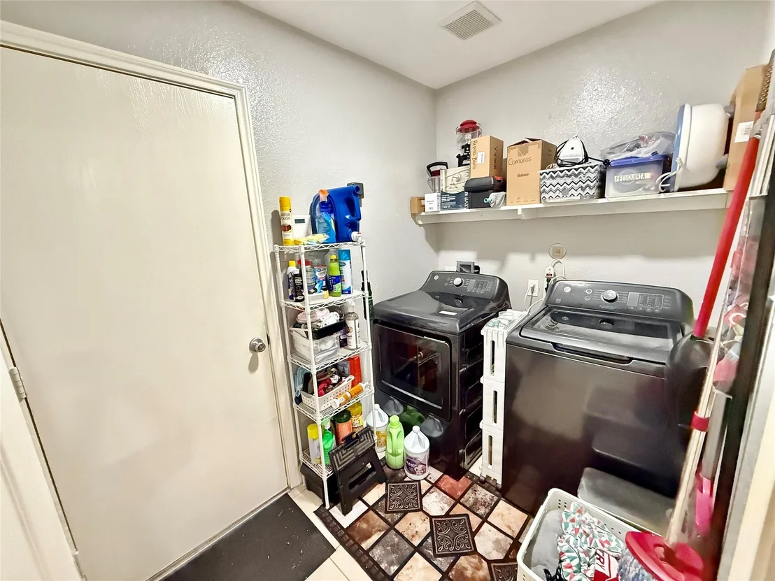 Photo of 22843 Twisting Pine Drive