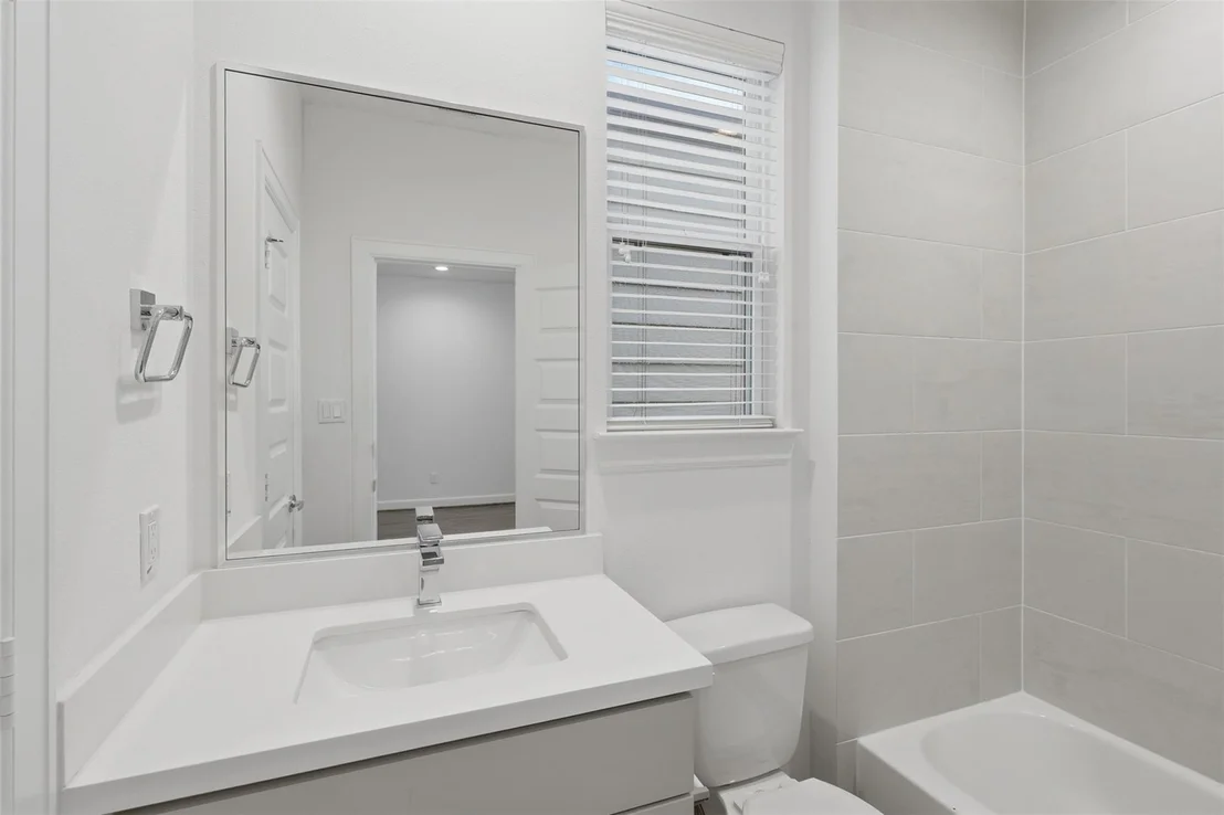 Photo of 2709 Clinton Drive