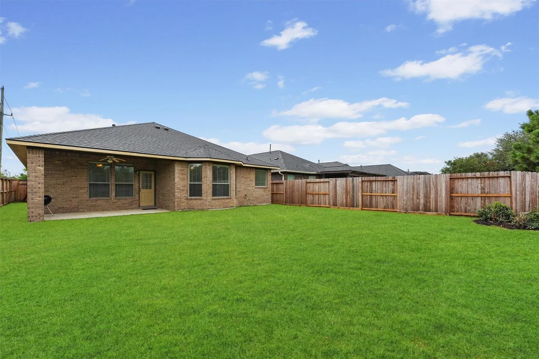 Photo of 6102 Harmony Park Lane