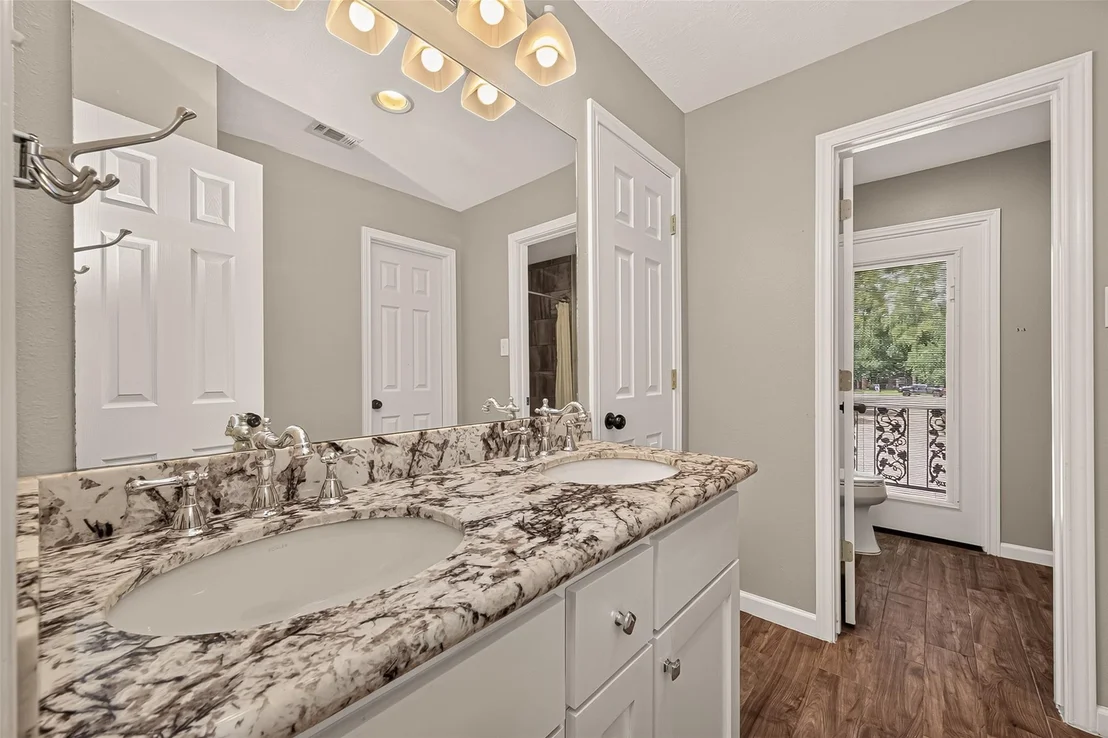 Photo of 5414 Crown Colony