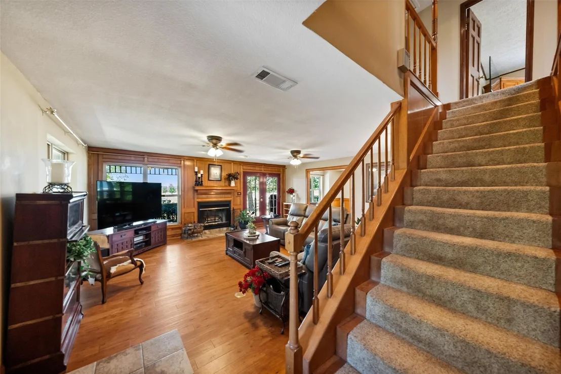 Photo of 25948 Nelson Road
