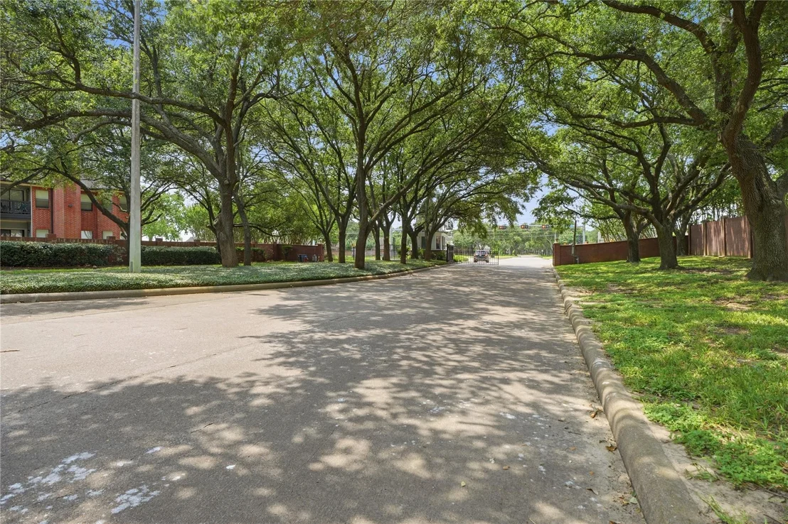 Photo of 320 Harborside Circle