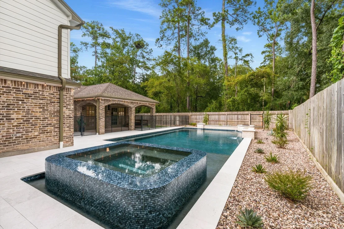 Photo of 5 Thornhedge Court