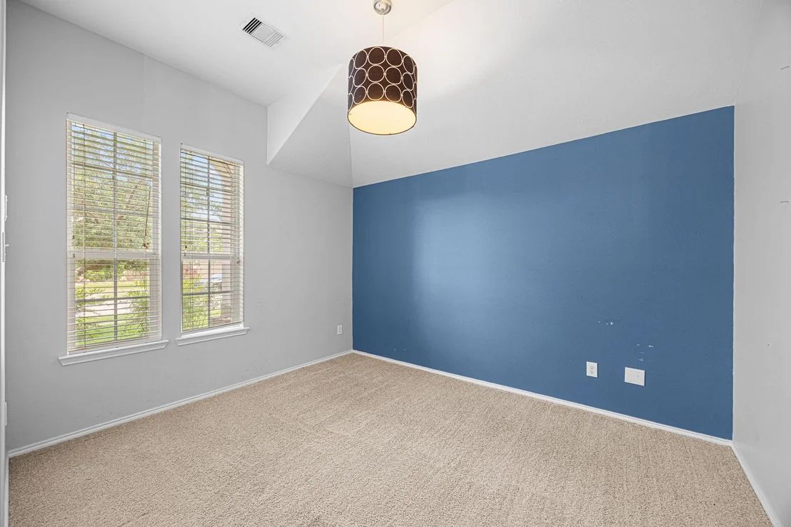 Photo of 2211 Oak Rise Drive