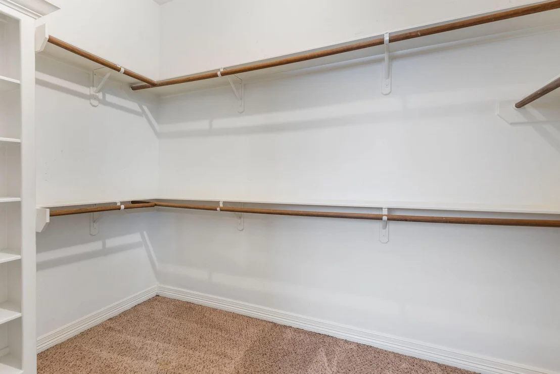 Photo of 1719 Summergate Drive