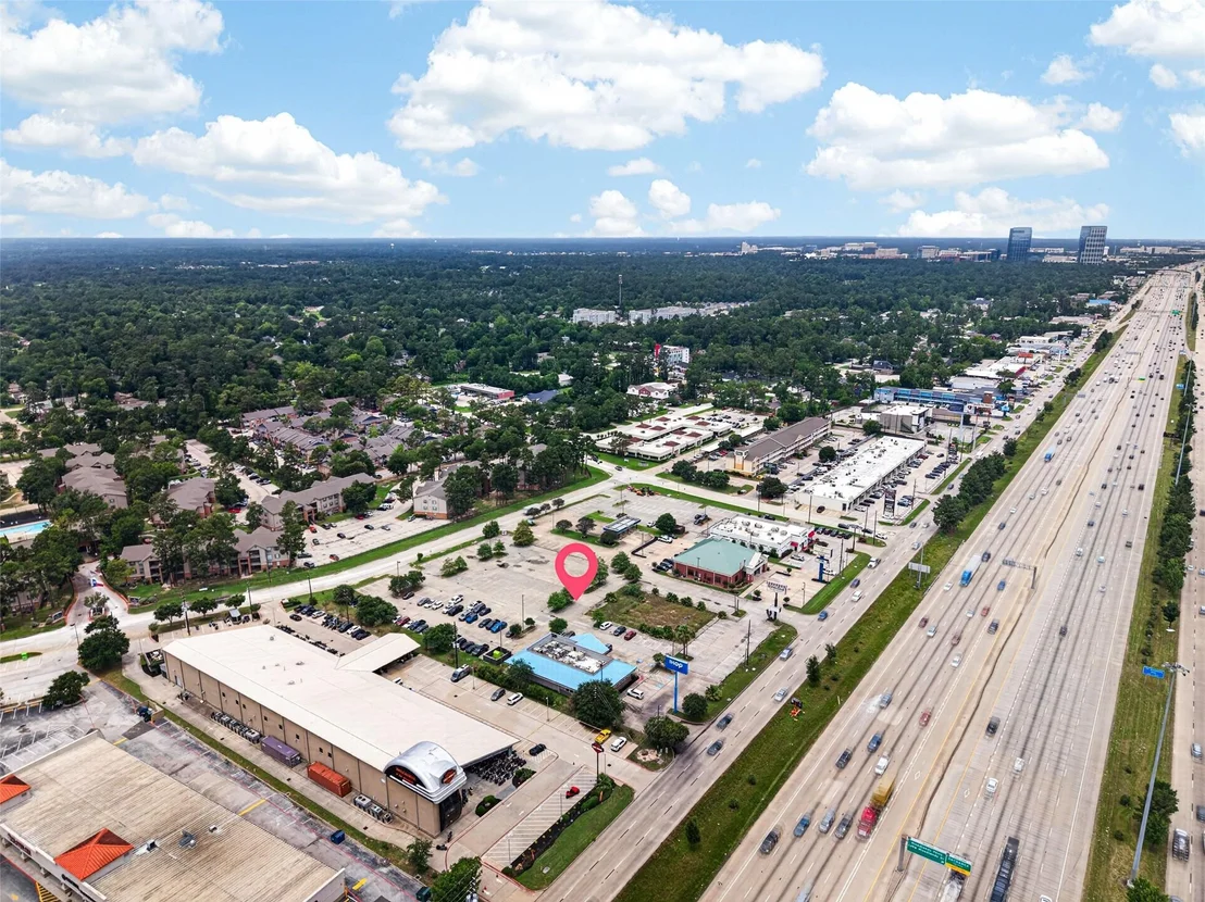 Photo of 25657 Interstate 45