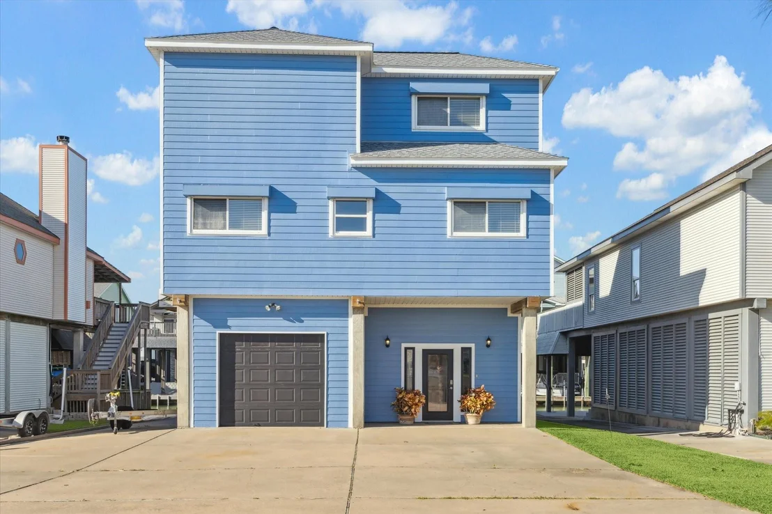 Photo of 422 Windward Way