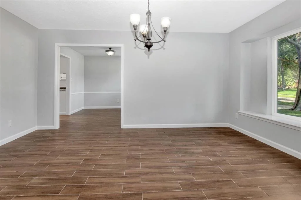 Photo of 427 Pebblebrook Drive