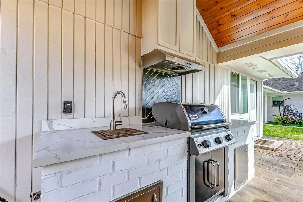 Photo of 1414 Thornton Road
