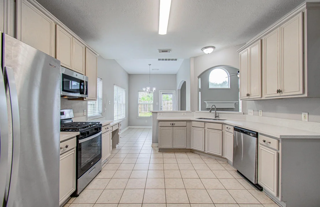Photo of 19423 Bear Springs Drive