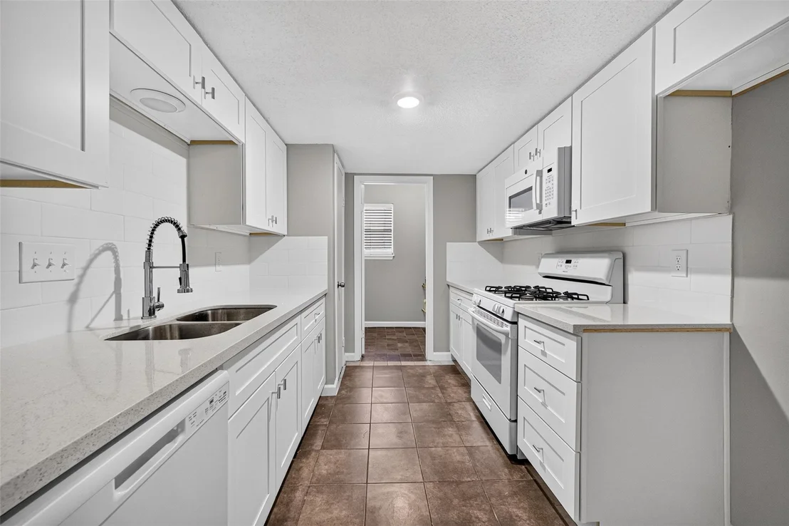 Photo of 634 Walston Lane