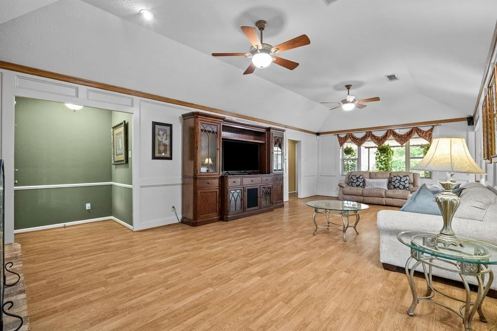 Photo of 2005 E Pine Hill Drive